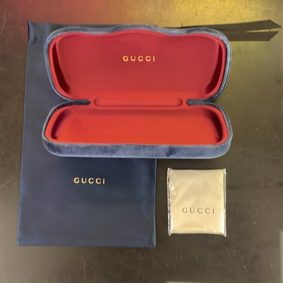BLUE GUCCI EYEGLASS CASE *AUTHENTIC* - Picture 2 of 3